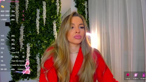 Snapshot of zinasquirts chatting on 31, 1, 2025 Galli online show from 31, 1, 2025