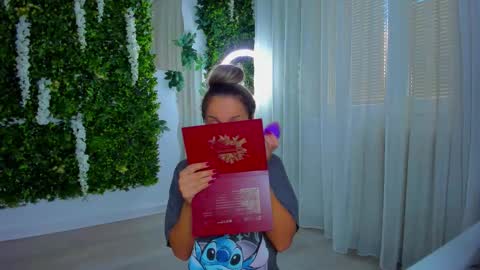 Snapshot of zinasquirts chatting on 11, 10, 2025 Galli online show from 11, 10, 2025