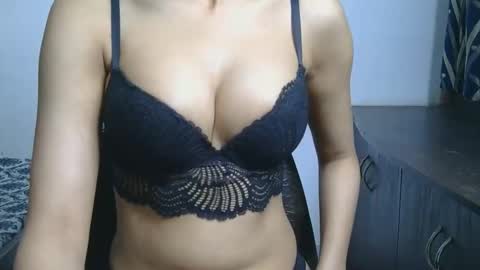 Snapshot of ziyaa_1 chatting on 18, 3, 2026 Ziyaa online show from 18, 3, 2026