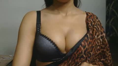 Snapshot of ziyaa_1 chatting on 1, 4, 2026 Ziyaa online show from 1, 4, 2026