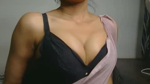 Snapshot of ziyaa_1 chatting on 25, 4, 2026 Ziyaa online show from 25, 4, 2026