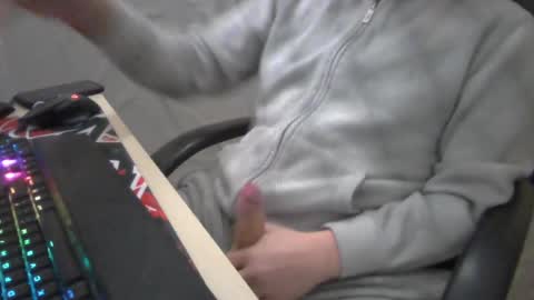 Snapshot of zkraston11 chatting on 11, 3, 2025 zkraston11 online show from 11, 3, 2025