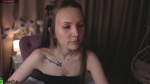 Snapshot of zlata__fox chatting on 11, 6, 2026 Zlata Mon Tue Thu Fri Sun Sa GMT 3 0000pm - 0600pm online show from 11, 6, 2026