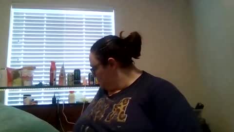 Snapshot of zodiacfan2023 chatting on 29, 10, 2025 zodiacfan online show from 29, 10, 2025