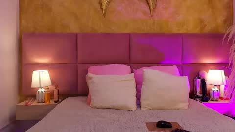 zoe_aitanaa online show from 13, 5, 2026