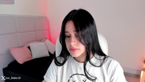 Zoe online show from 2, 2, 2025