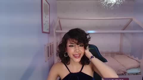 Snapshot of zoe_ch_ chatting on 9, 1, 2025 zoe_ch_ online show from 9, 1, 2025