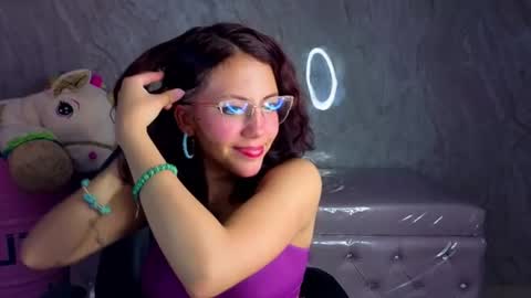 zoe_ch_ online show from 27, 6, 2026