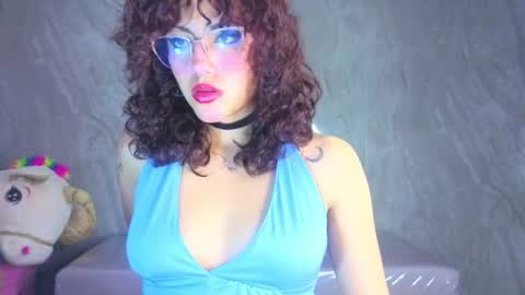 zoe_ch_ online show from 16, 7, 2026