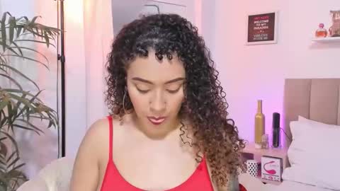 Snapshot of zoe_gruber chatting on 19, 11, 2025 Zoe Gruber online show from 19, 11, 2025