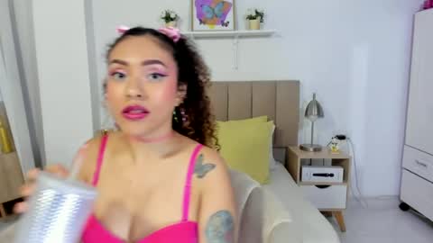 Snapshot of zoe_gruber chatting on 26, 6, 2026 Zoe Gruber online show from 26, 6, 2026