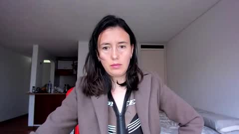 Snapshot of zoe_jeane_beker chatting on 17, 9, 2025 ZOE online show from 17, 9, 2025