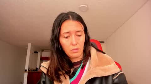 Snapshot of zoe_jeane_beker chatting on 11, 11, 2025 ZOE online show from 11, 11, 2025