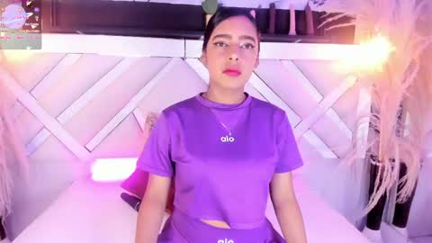 Zoey  online show from 9, 5, 2026
