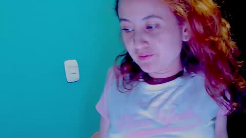 Snapshot of zoe_jones2 chatting on 14, 12, 2024 Zoe online show from 14, 12, 2024