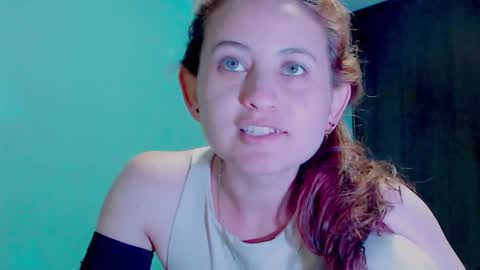 Snapshot of zoe_jones2 chatting on 3, 1, 2025 Zoe online show from 3, 1, 2025