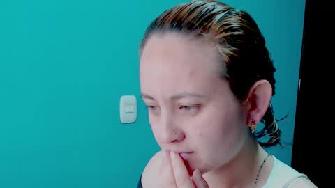 Snapshot of zoe_jones2 chatting on 7, 1, 2025 Zoe online show from 7, 1, 2025