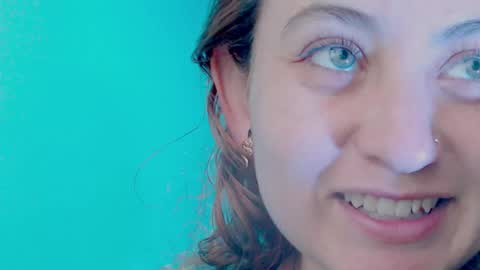 Snapshot of zoe_jones2 chatting on 14, 1, 2025 Zoe online show from 14, 1, 2025