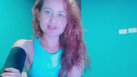 Snapshot of zoe_jones2 chatting on 30, 1, 2025 Zoe online show from 30, 1, 2025
