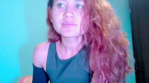Snapshot of zoe_jones2 chatting on 20, 2, 2025 Zoe online show from 20, 2, 2025
