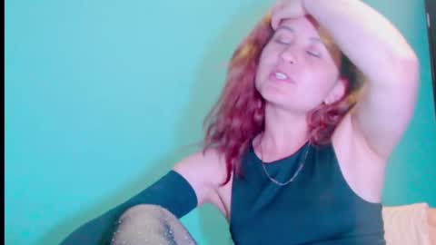 Snapshot of zoe_jones2 chatting on 1, 3, 2025 Zoe online show from 1, 3, 2025