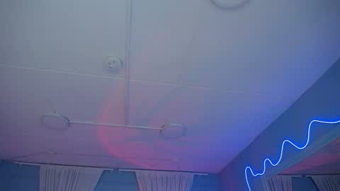 Snapshot of zoe_lynch_ chatting on 16, 12, 2025 Zoe Lynch online show from 16, 12, 2025