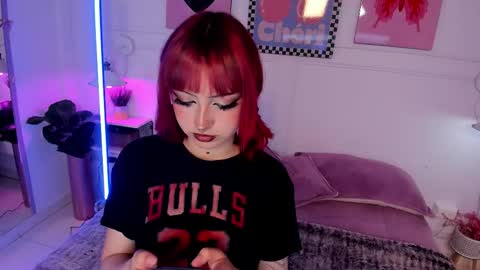 Zoe Lynch online show from 9, 2, 2026