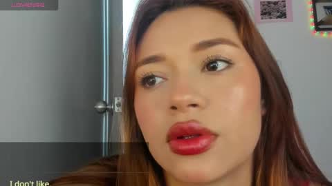 Snapshot of zoe_maddison19 chatting on 8, 1, 2026 zoe_maddison19 online show from 8, 1, 2026