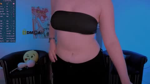 Snapshot of zoe_puff chatting on 16, 9, 2025 zoe_puff online show from 16, 9, 2025