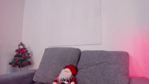 Snapshot of zoe_roux210949 chatting on 5, 12, 2024 Zoe online show from 5, 12, 2024