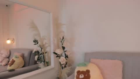 Snapshot of zoe_roux210949 chatting on 22, 12, 2024 Zoe online show from 22, 12, 2024