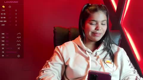 Snapshot of zoe_roux210949 chatting on 6, 1, 2025 Zoe online show from 6, 1, 2025