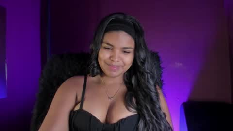 Snapshot of zoe_roux210949 chatting on 4, 12, 2025 Zoe online show from 4, 12, 2025