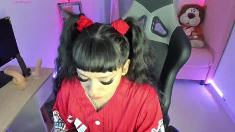 Snapshot of zoe_sullivan_ chatting on 31, 1, 2025 zoe_sullivan_ online show from 31, 1, 2025