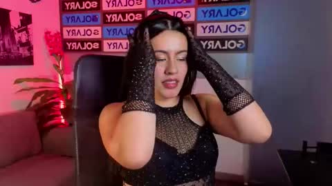 zoe_swett online show from 21, 4, 2026