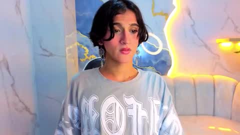 Snapshot of zoe_tp chatting on 20, 12, 2025 Zoe online show from 20, 12, 2025