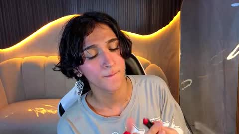 Snapshot of zoe_tp chatting on 21, 12, 2025 Zoe online show from 21, 12, 2025