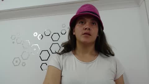 Carolina online show from 16, 10, 2025