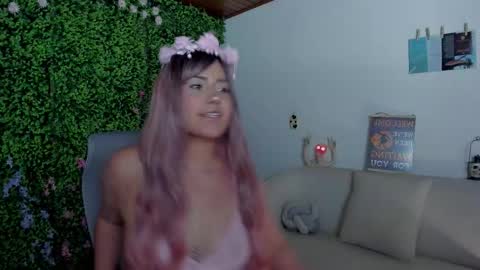 Snapshot of zoe_wattson chatting on 3, 10, 2025 Zoe online show from 3, 10, 2025