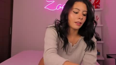 Snapshot of zoecams chatting on 7, 5, 2026 zoecams online show from 7, 5, 2026