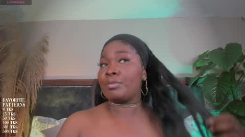Snapshot of zoee_23 chatting on 1, 4, 2026 Zoe online show from 1, 4, 2026
