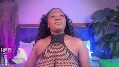 Snapshot of zoee_23 chatting on 16, 4, 2026 Zoe online show from 16, 4, 2026