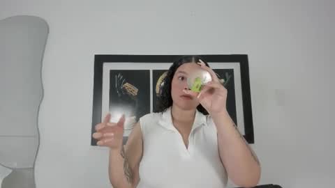 zoee online show from 24, 9, 2025