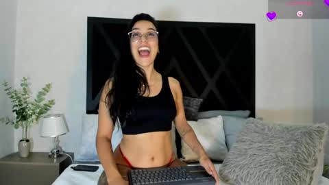 Zoe 3 online show from 5, 6, 2026