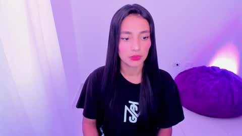 Snapshot of zoee_pamela99 chatting on 8, 9, 2025 pamela online show from 8, 9, 2025