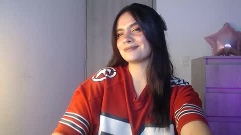 Snapshot of zoee_t chatting on 9, 1, 2026 Zoee online show from 9, 1, 2026