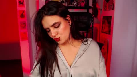 Snapshot of zoee_t chatting on 6, 2, 2026 Zoee online show from 6, 2, 2026