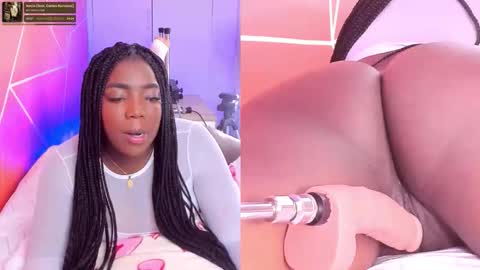 Snapshot of zoeethompson_cm chatting on 20, 11, 2025 online show from 20, 11, 2025