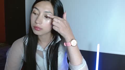 Laura  online show from 11, 12, 2024