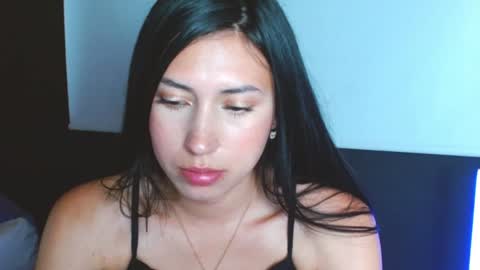 Laura  online show from 12, 12, 2024